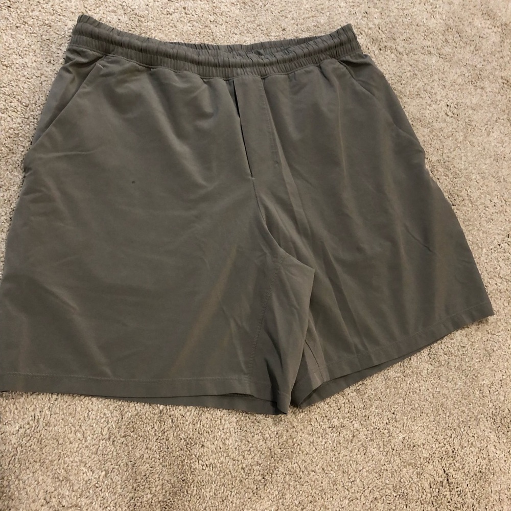 Lululemon pace breaker shorts 7 inch